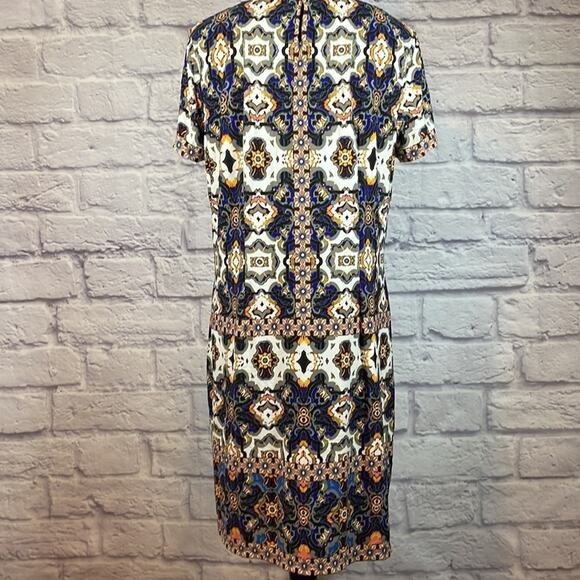 London Times medallion print shift dress - Picture 3 of 6